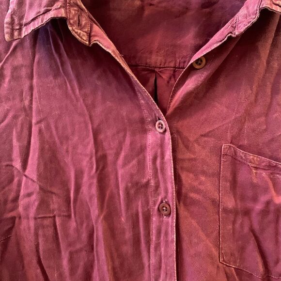 Torrid distressed button up top - Picture 3 of 4
